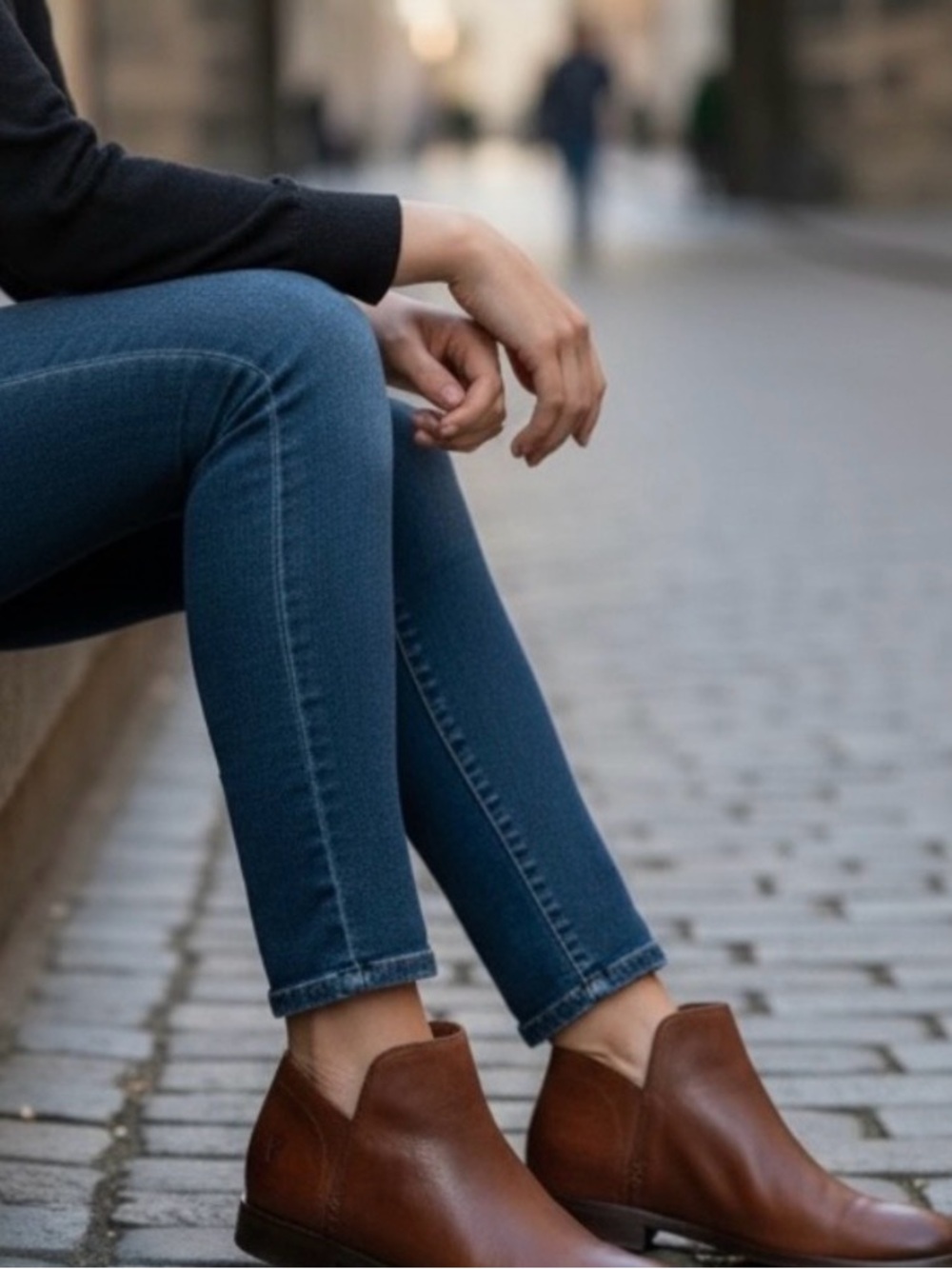$329 Frye Elyssa Cognac Brown Leather Everyday Comfy Round Toe Shootie/AnkleBoot